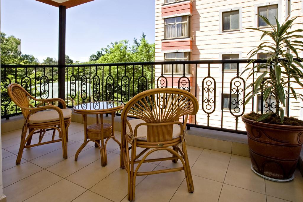 Gemsuites Serviced Apartments State House Nairobi Extérieur photo